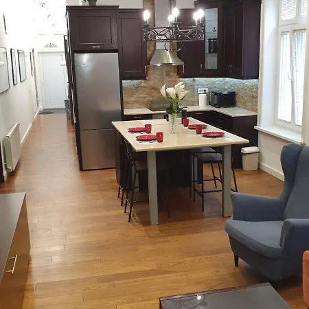 World Traveler Апартаменты *